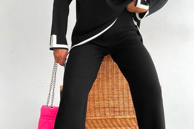 Elegant knitted lounge set