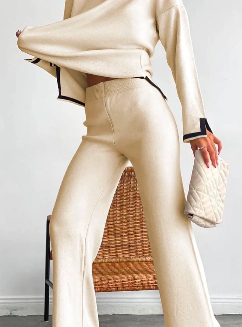 Elegant knitted lounge set