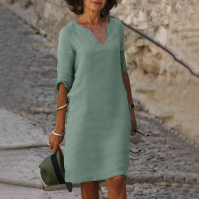 Evelyn Dress | Kjole med kvart erme og V-hals