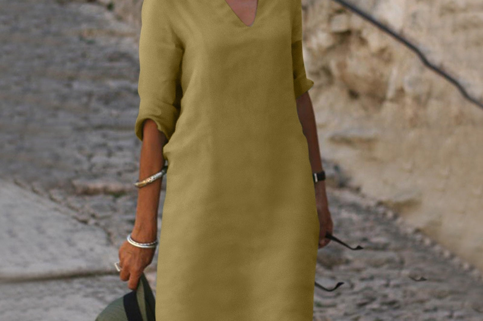 Evelyn Dress | Kjole med kvart erme og V-hals