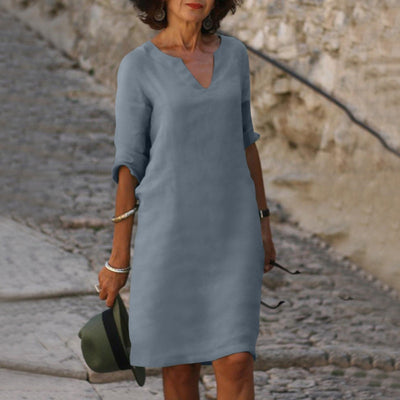 Evelyn Dress | Kjole med kvart erme og V-hals