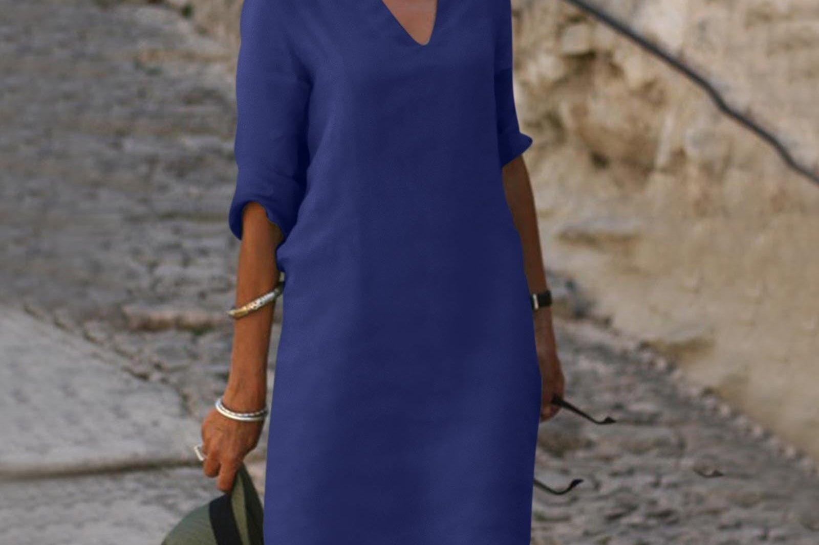 Evelyn Dress | Kjole med kvart erme og V-hals