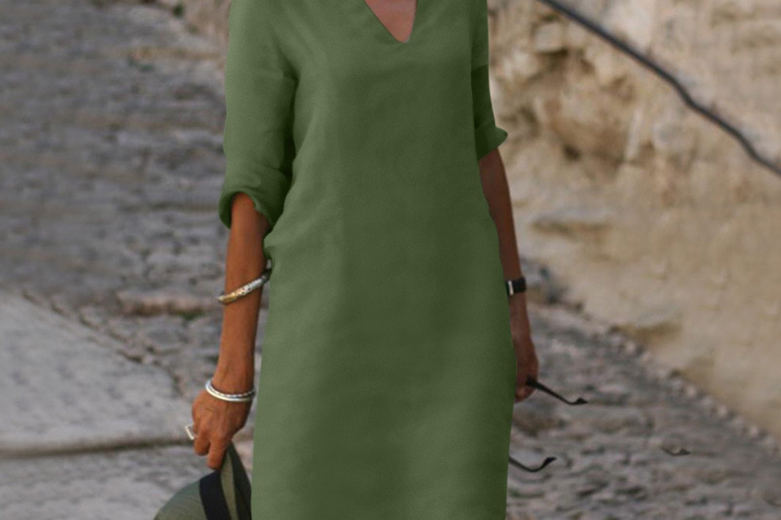 Evelyn Dress | Kjole med kvart erme og V-hals