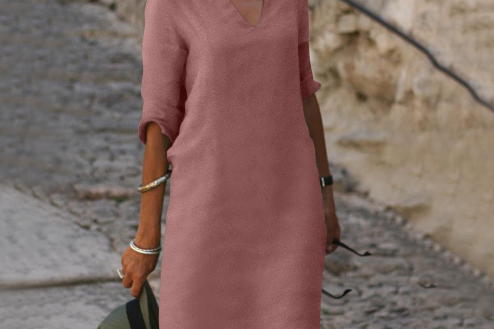 Evelyn Dress | Kjole med kvart erme og V-hals