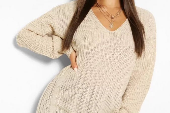 OVERSIZED GENSER MED V-HALS